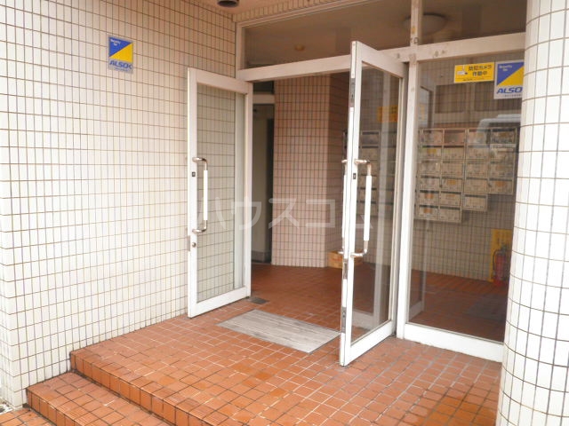 19/22 エントランス