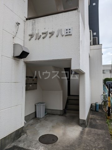 22/30 エントランス