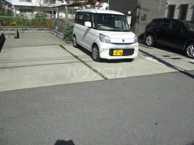 17/24 駐車場