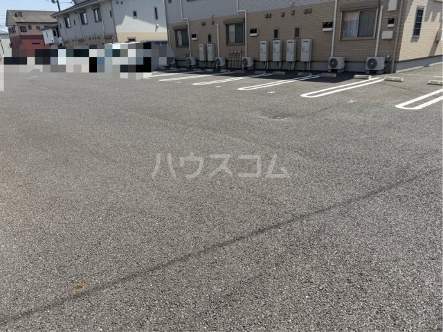 19/26 駐車場