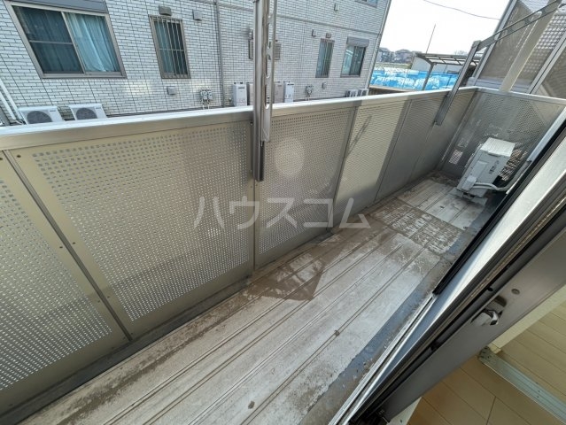 23/30 バルコニー