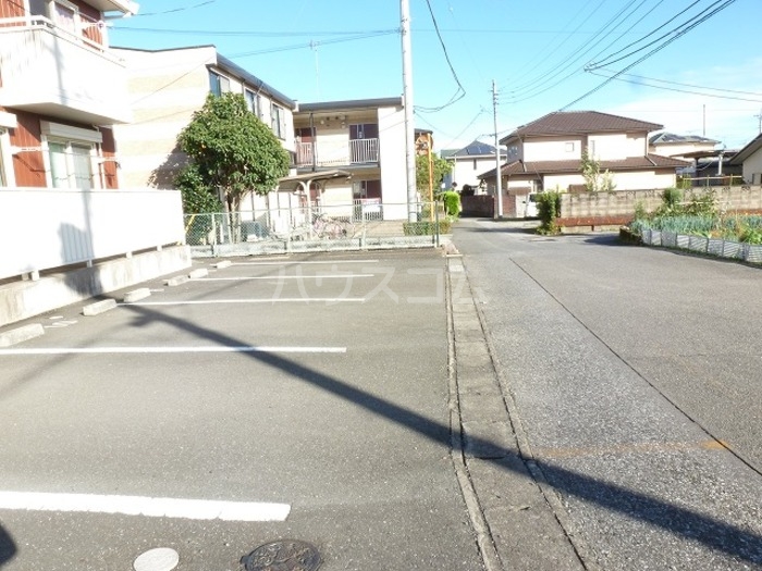 16/22 駐車場