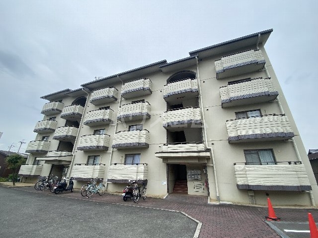 2/4 外観