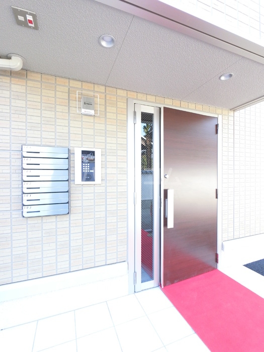 17/25 エントランス