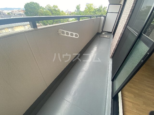 18/30 バルコニー