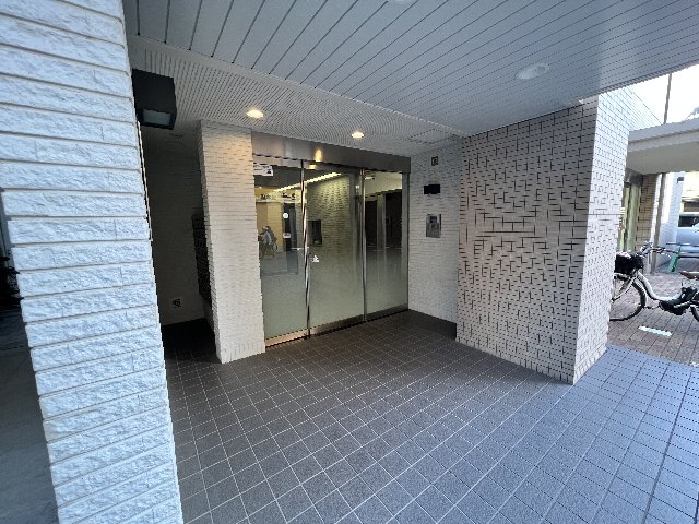 29/30 エントランス