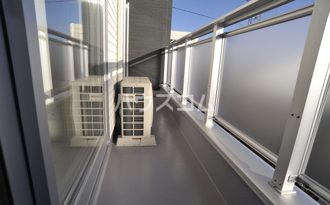 20/30 バルコニー