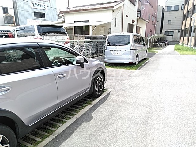 21/30 駐車場