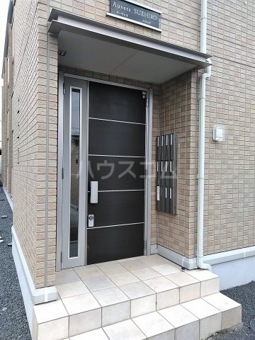 21/23 エントランス