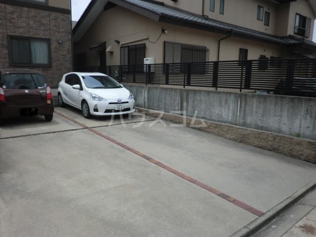 2/8 駐車場