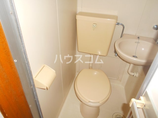 20/30 トイレ