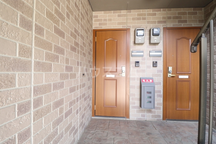 2/3 エントランス