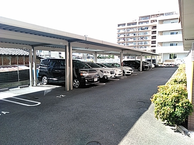 21/30 駐車場
