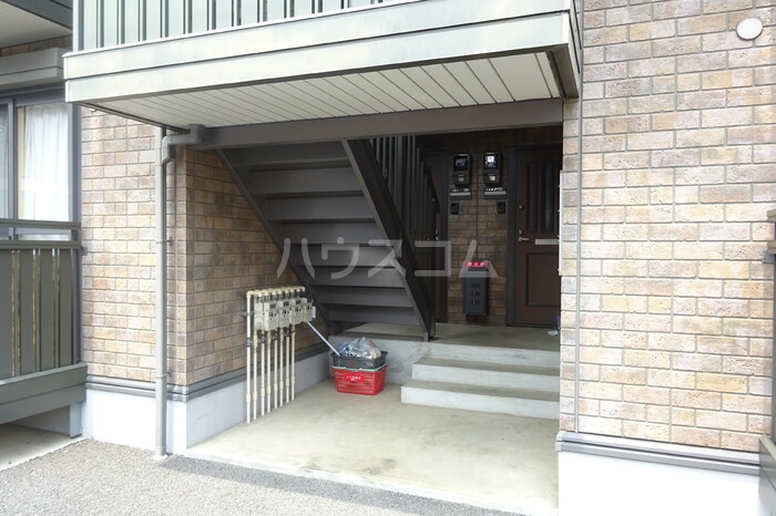 17/22 エントランス