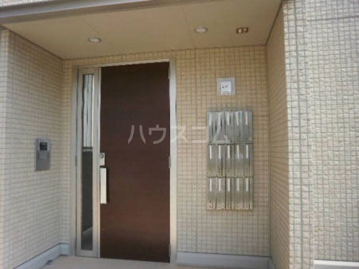 14/21 エントランス