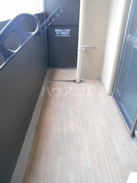 14/27 バルコニー