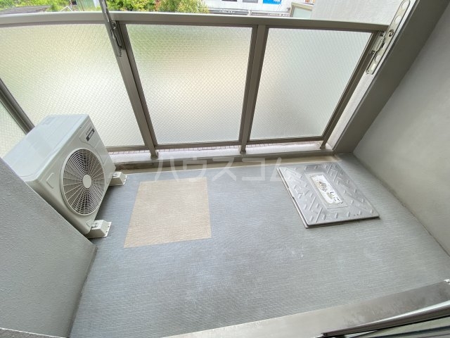 20/30 バルコニー