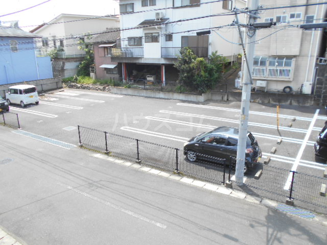 15/22 駐車場