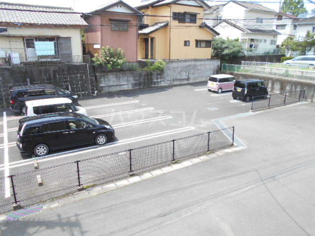 16/22 駐車場