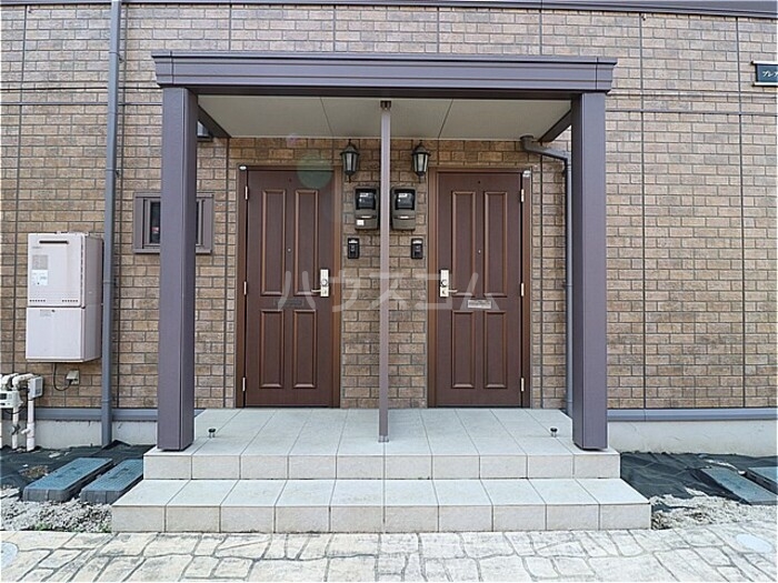 19/22 エントランス