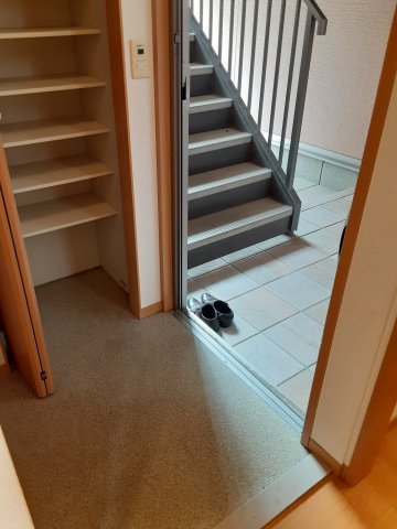 2/3 エントランス