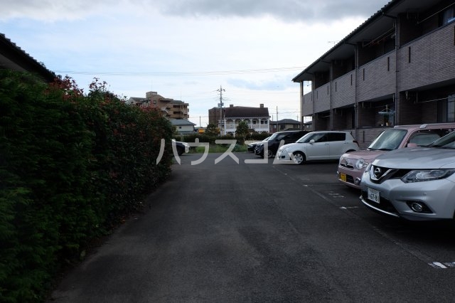 18/26 駐車場