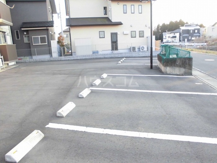 3/7 駐車場