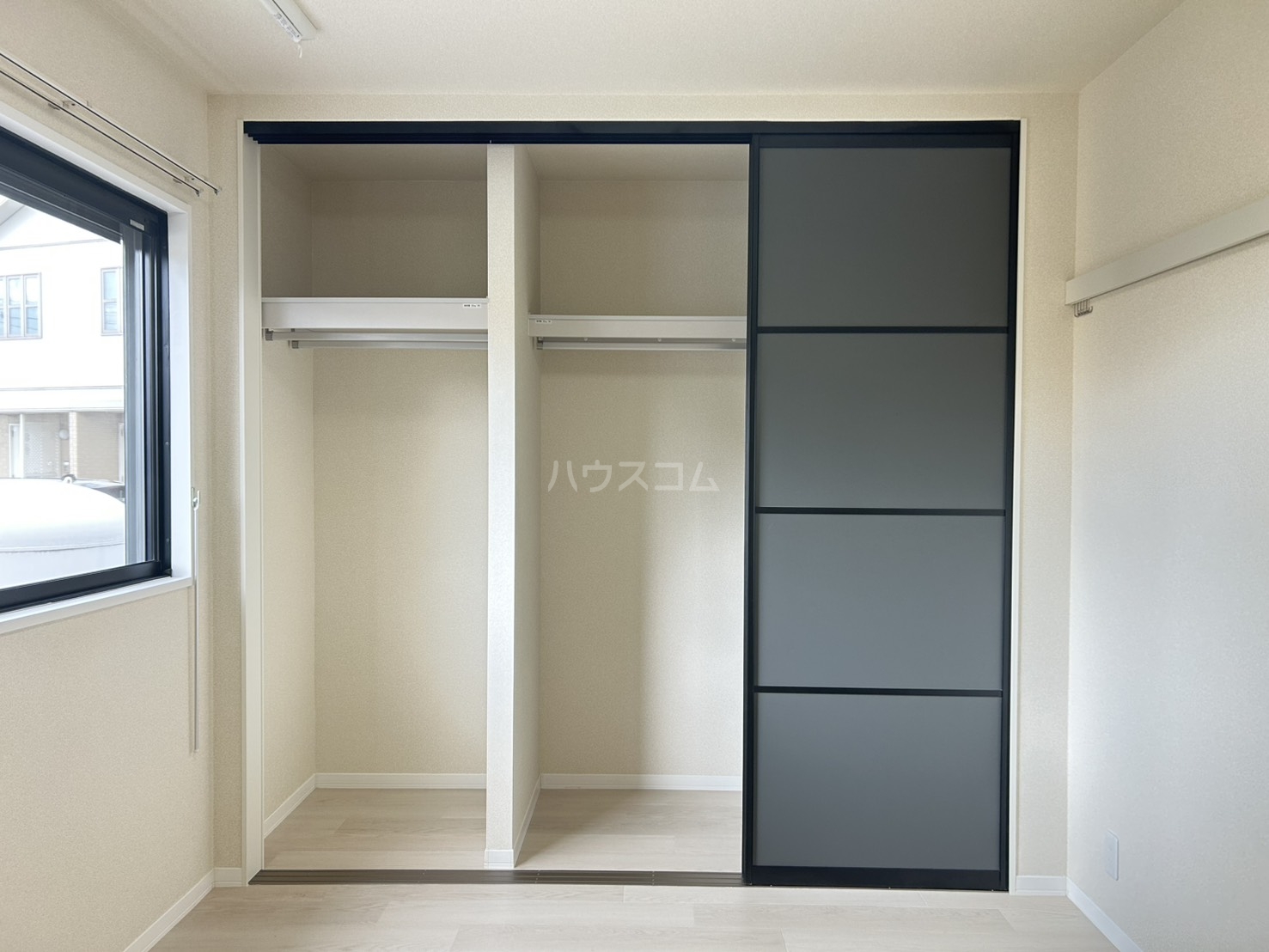 13/30 収納