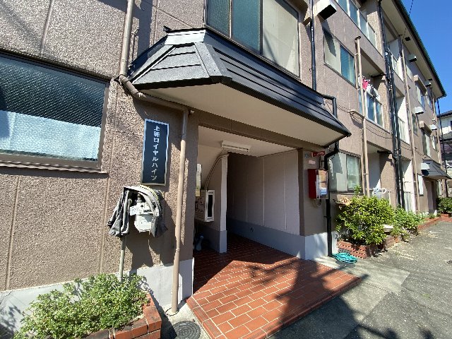 29/30 エントランス