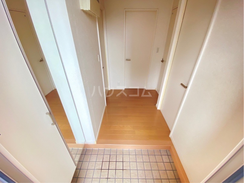 15/29 玄関
