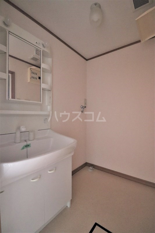 13/30 洗面