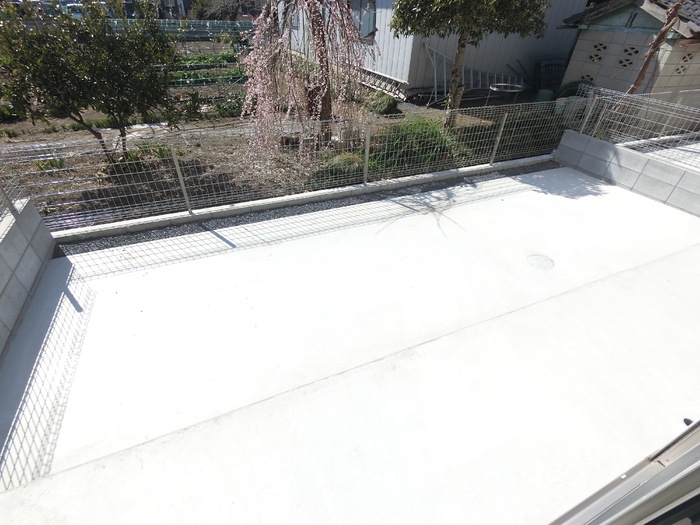 14/23 バルコニー