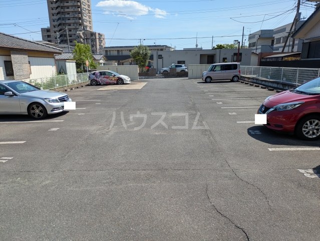 3/4 駐車場