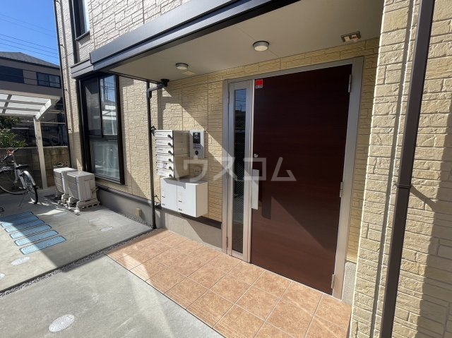 16/26 エントランス