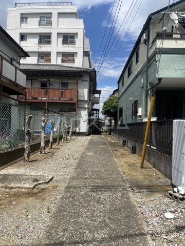 28/30 駐車場