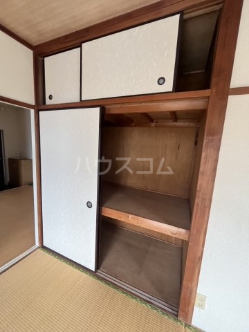 13/30 収納