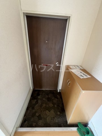 14/30 玄関