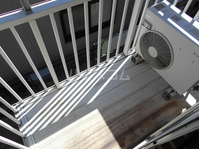 13/30 バルコニー