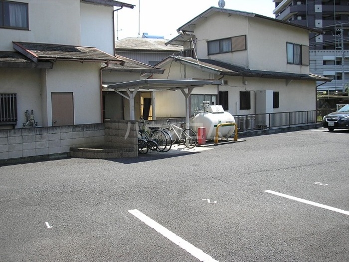 19/25 駐車場