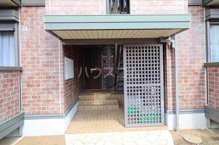 2/4 エントランス