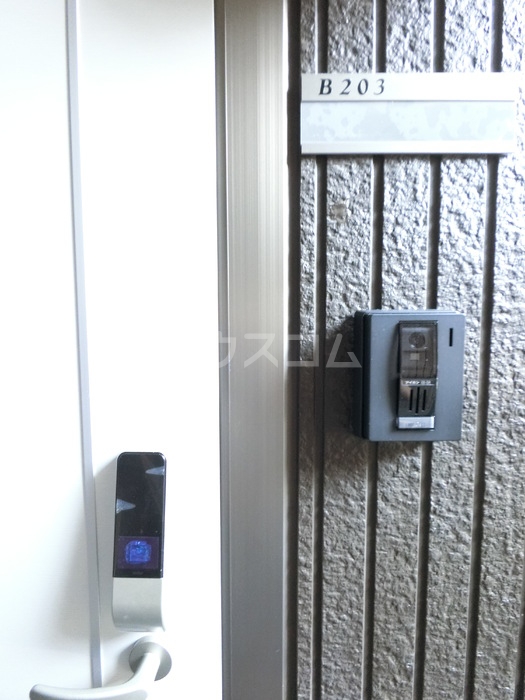 17/20 エントランス