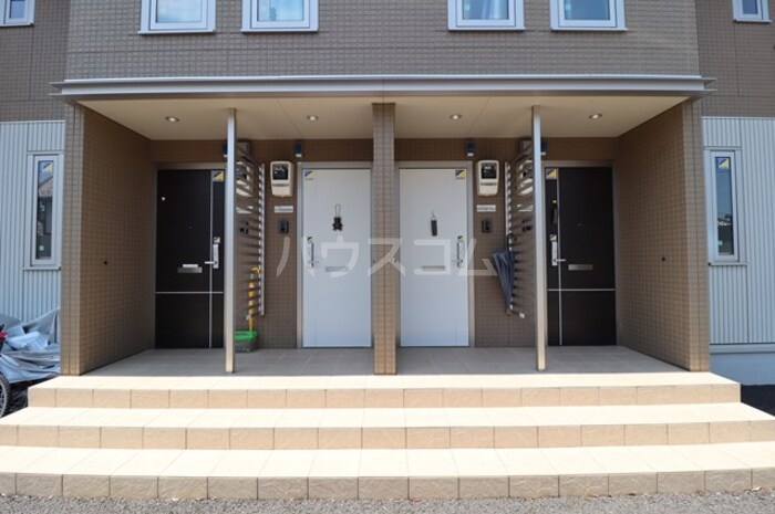 18/24 エントランス