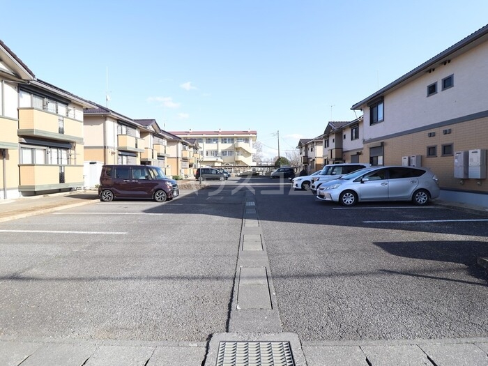 3/5 駐車場