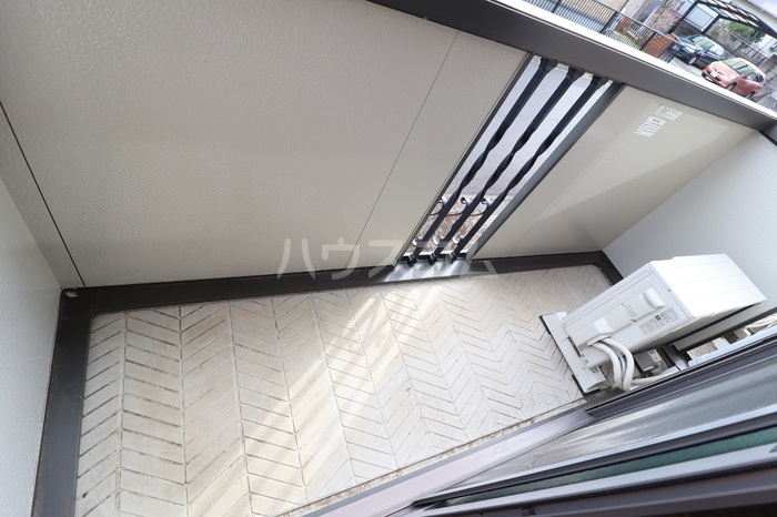 13/20 バルコニー