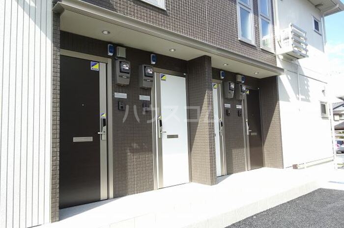 18/20 エントランス