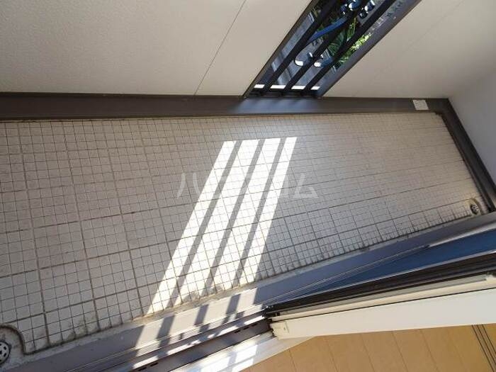 20/30 バルコニー