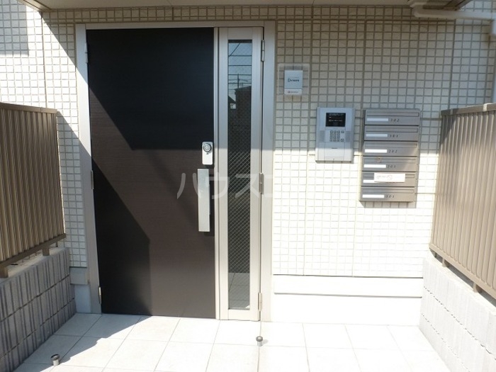 17/21 エントランス