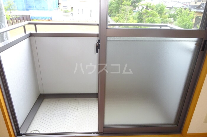 13/23 バルコニー