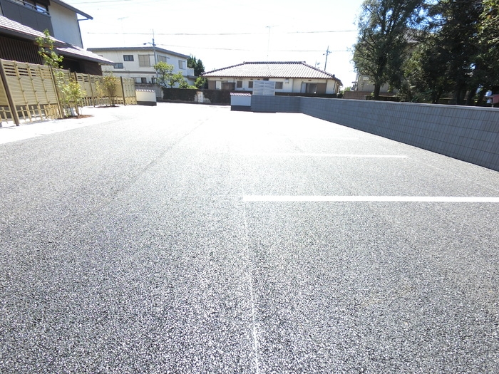 18/24 駐車場