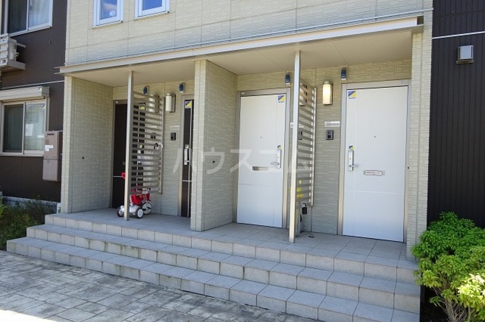 20/22 エントランス